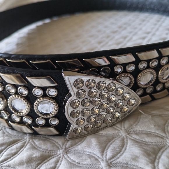 Women's bling Rodeo Cowgirl Rhinestone Leather Belt Adjustable. - Picture 5 of 6